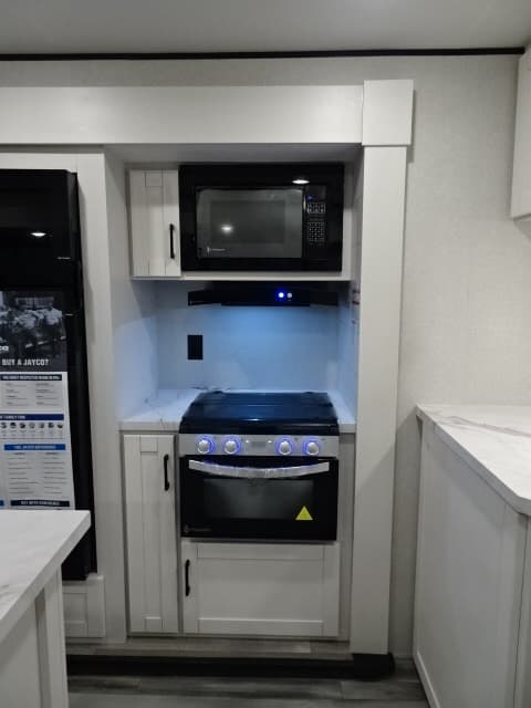 2026 Jayco 2026 Jayco Jay Flight SLX - thumbnail 13