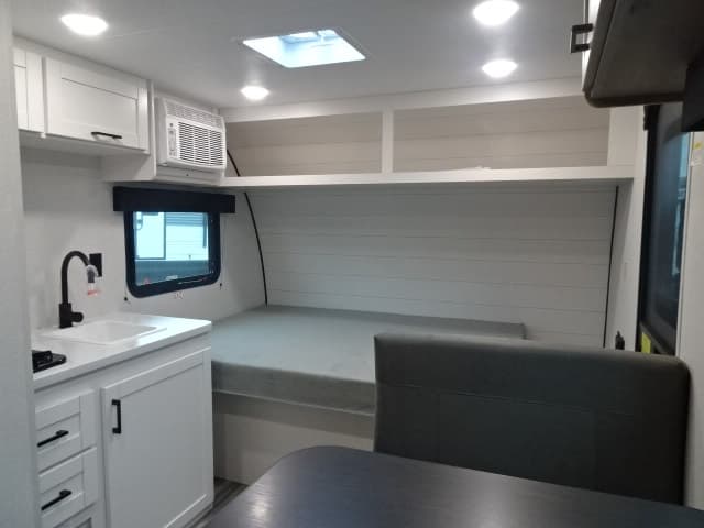 2026 Jayco 2026 Jayco Jay Flight SLX - thumbnail 23