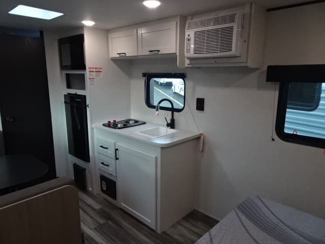 2026 Jayco 2026 Jayco Jay Flight SLX - thumbnail 9