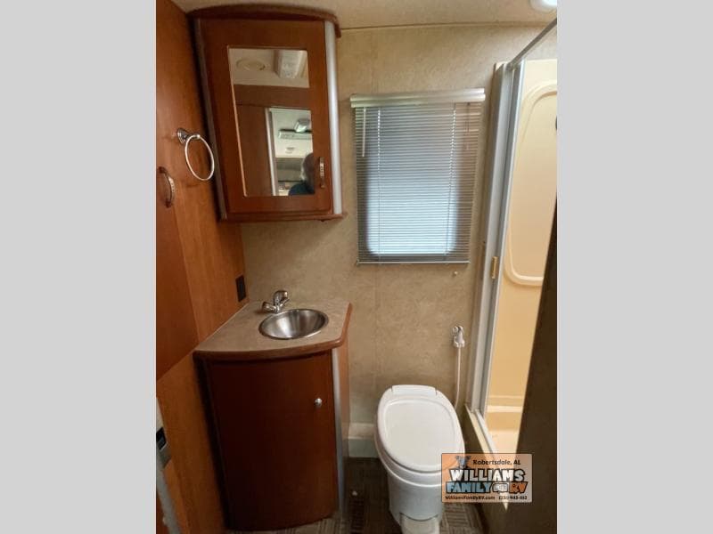 2007 Itasca 2007 Itasca Navion - thumbnail 33