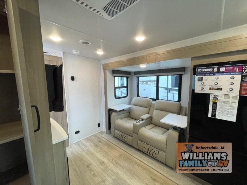 2025 Forest River 2025 Forest River Rockwood Mini Lite - thumbnail 11