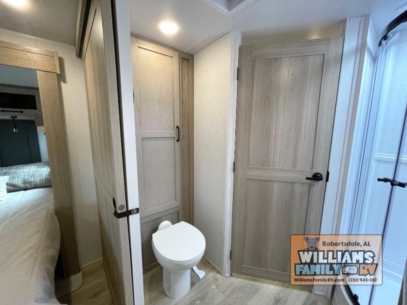 2025 Forest River 2025 Forest River Rockwood Mini Lite - thumbnail 17