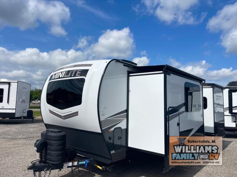 2025 Forest River 2025 Forest River Rockwood Mini Lite - thumbnail 25