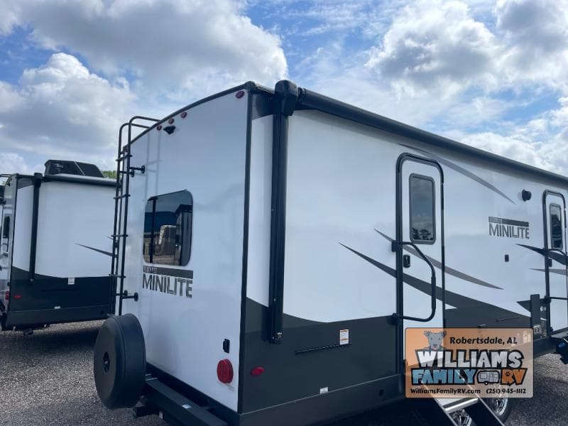 2025 Forest River 2025 Forest River Rockwood Mini Lite - thumbnail 28