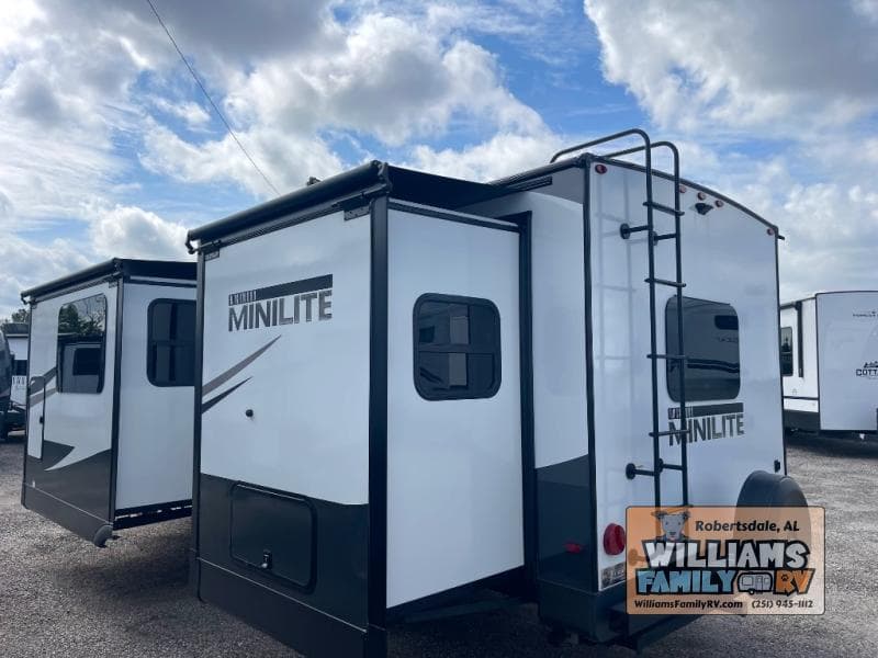 2025 Forest River 2025 Forest River Rockwood Mini Lite - thumbnail 29