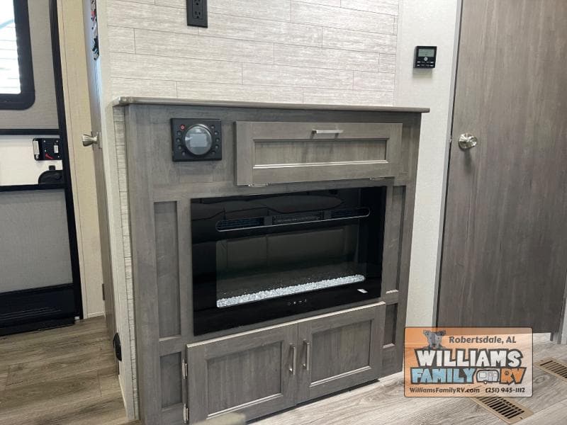 2025 Coachmen 2025 Coachmen Catalina - thumbnail 15