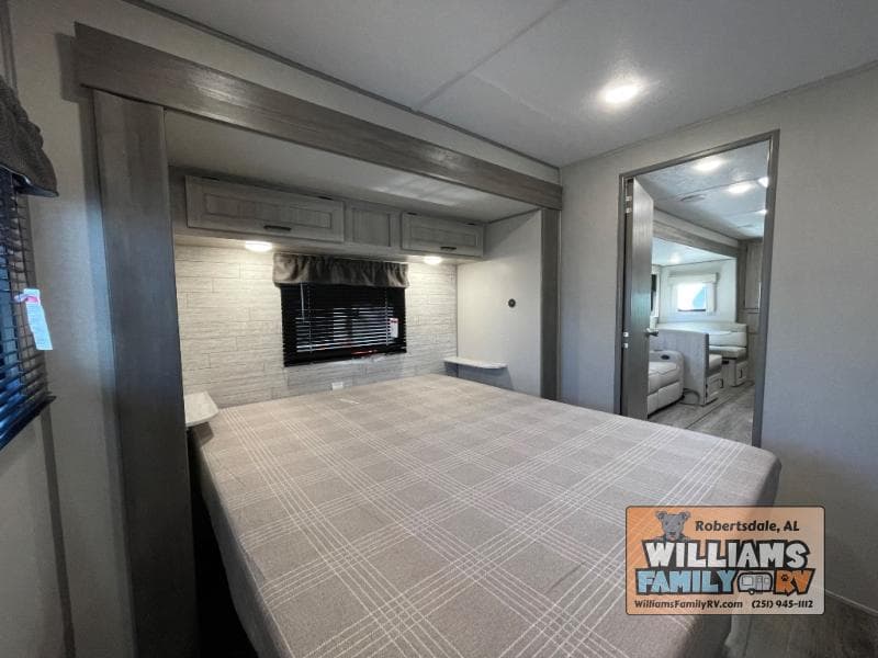 2025 Coachmen 2025 Coachmen Catalina - thumbnail 25