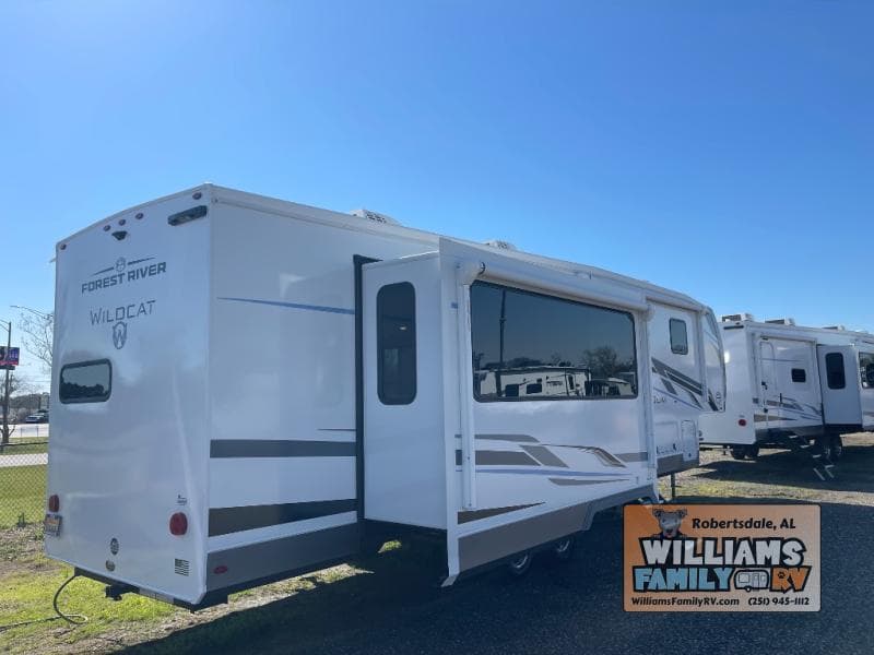 2025 Forest River 2025 Forest River Wildcat - thumbnail 28