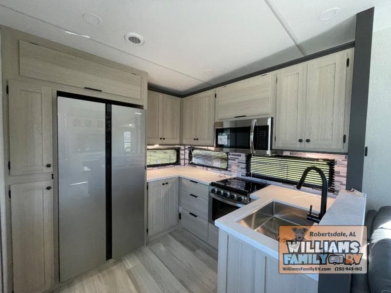 2025 Forest River 2025 Forest River Wildcat - thumbnail 7