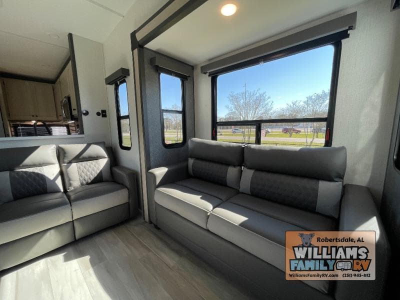 2025 Forest River 2025 Forest River Wildcat - thumbnail 10