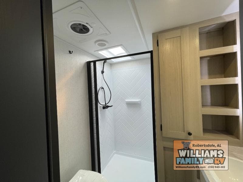 2025 Forest River 2025 Forest River Wildcat - thumbnail 14