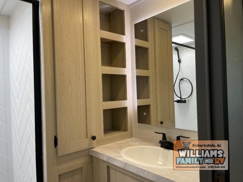 2025 Forest River 2025 Forest River Wildcat - thumbnail 15