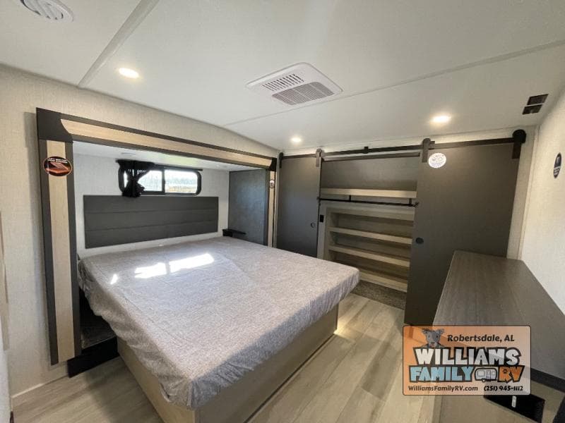 2025 Forest River 2025 Forest River Wildcat - thumbnail 19