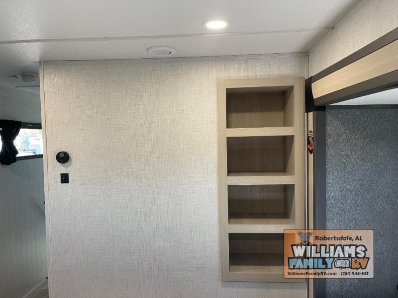 2025 Forest River 2025 Forest River Wildcat - thumbnail 21