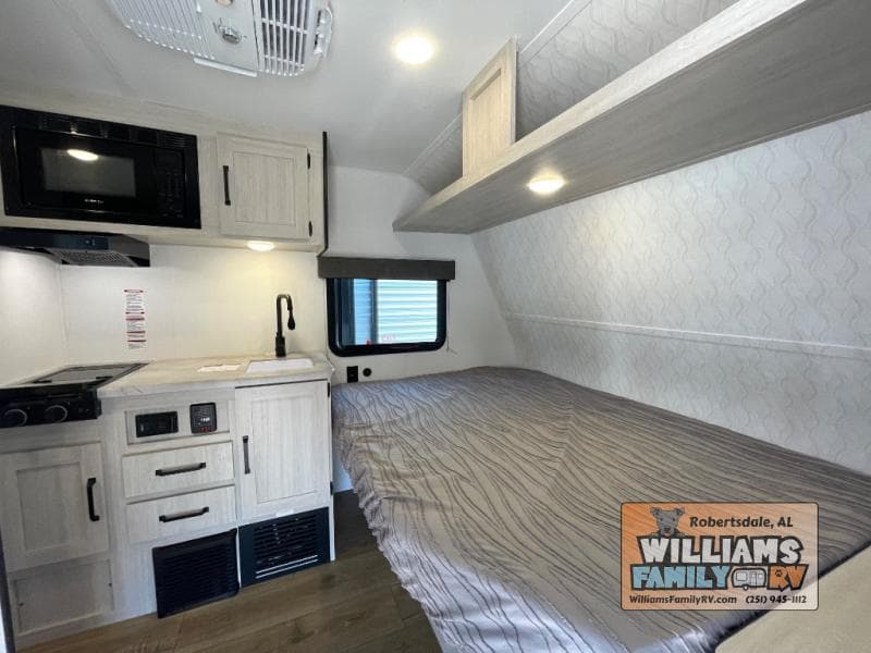 2025 Forest River 2025 Forest River Puma - thumbnail 2