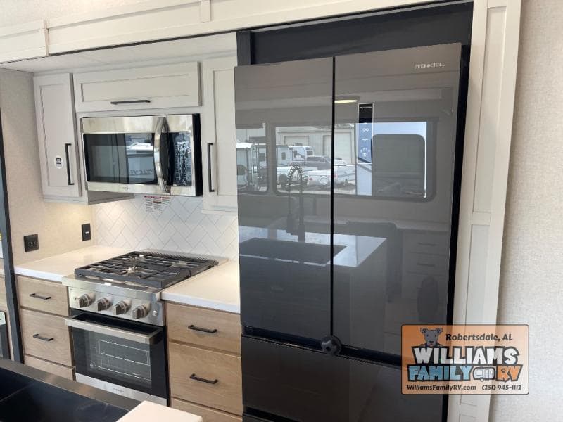 2025 Forest River 2025 Forest River Sierra - thumbnail 9