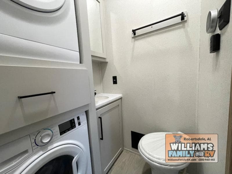 2025 Forest River 2025 Forest River Sierra - thumbnail 23