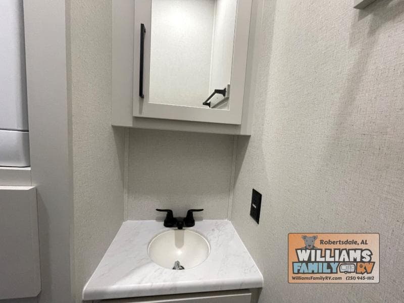 2025 Forest River 2025 Forest River Sierra - thumbnail 24