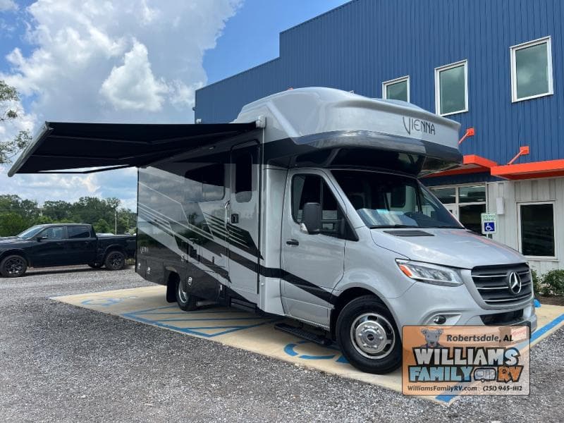 2026 Renegade 2026 Renegade Vienna - thumbnail 43