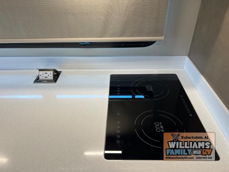 2026 Renegade 2026 Renegade Vienna - thumbnail 12