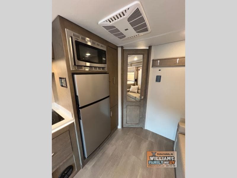 2026 Renegade 2026 Renegade Vienna - thumbnail 14