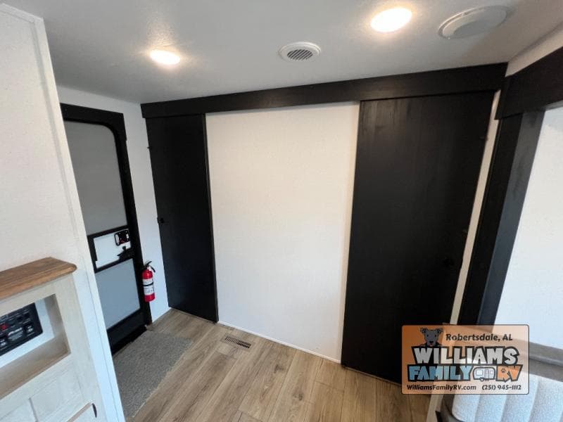 2026 Forest River 2026 Forest River Puma - thumbnail 11