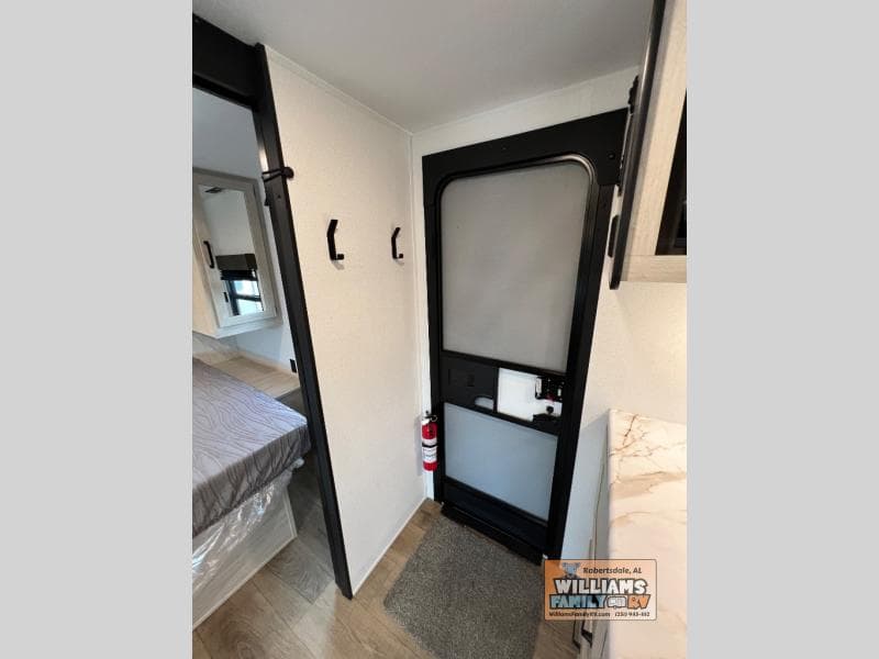 2026 Forest River 2026 Forest River Puma - thumbnail 11