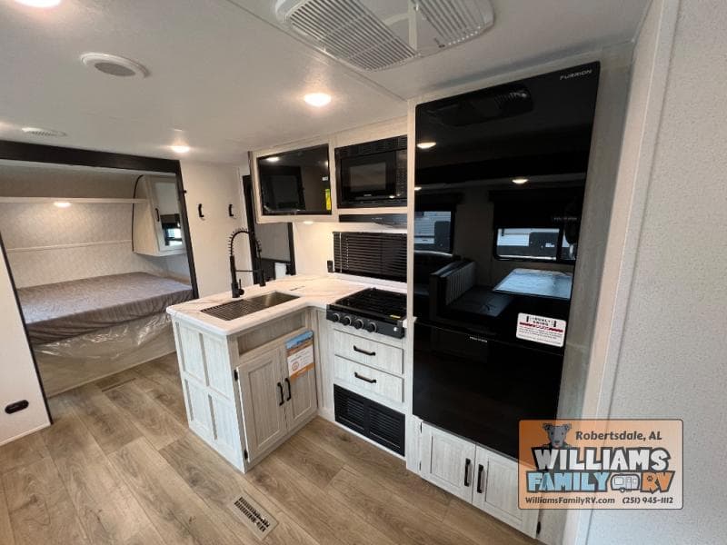 2026 Forest River 2026 Forest River Puma - thumbnail 13