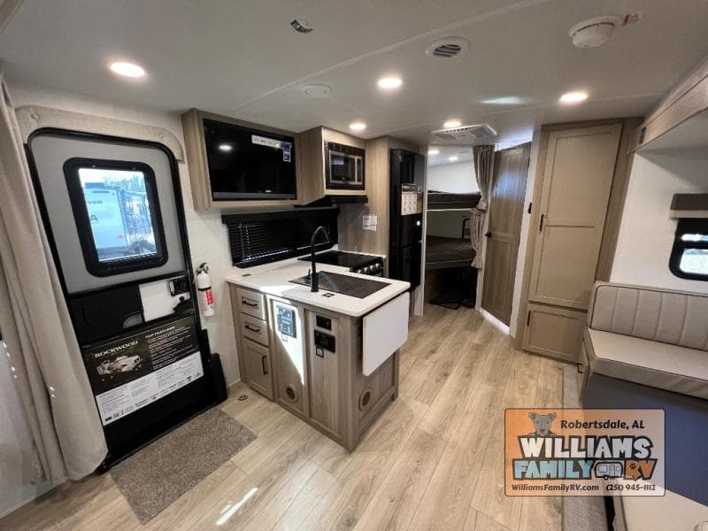 2026 Forest River 2026 Forest River Rockwood Mini Lite - thumbnail 14