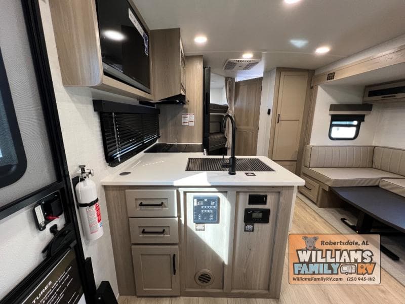 2026 Forest River 2026 Forest River Rockwood Mini Lite - thumbnail 16