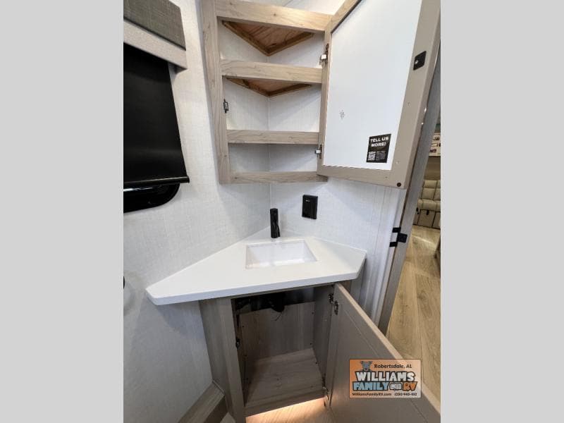 2026 Forest River 2026 Forest River Rockwood Mini Lite - thumbnail 36