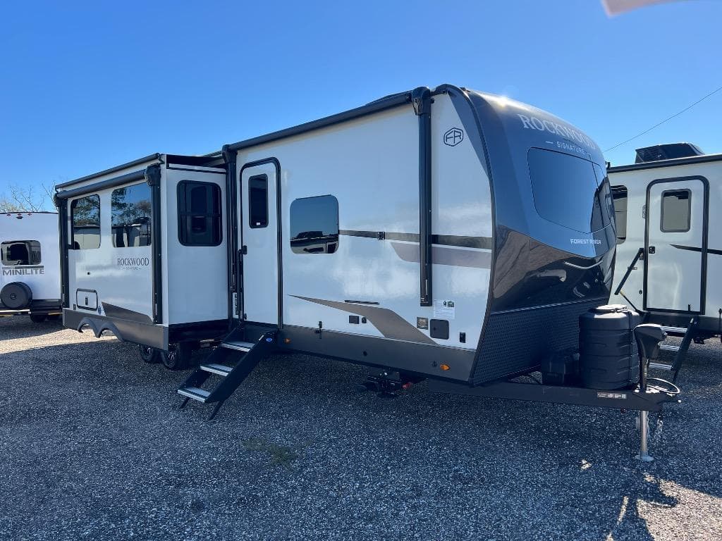2026 Forest River Rockwood Signature 8336BH