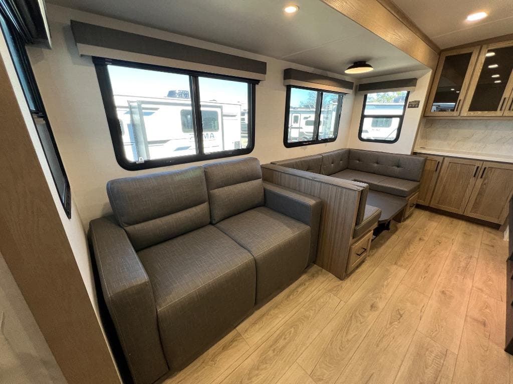 2026 Forest River 2026 Forest River Rockwood Signature - thumbnail 9