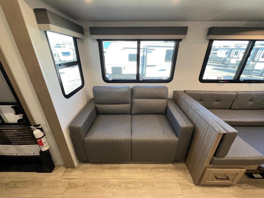 2026 Forest River 2026 Forest River Rockwood Signature - thumbnail 12