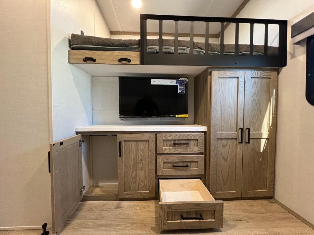 2026 Forest River 2026 Forest River Rockwood Signature - thumbnail 25