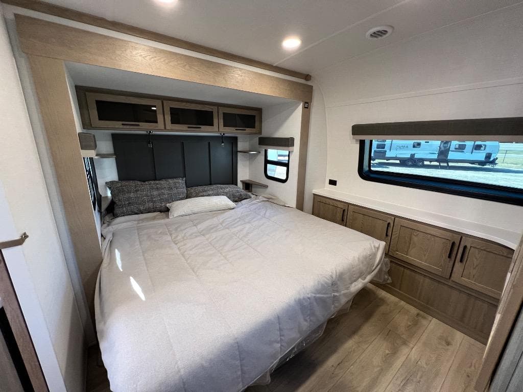 2026 Forest River 2026 Forest River Rockwood Signature - thumbnail 34