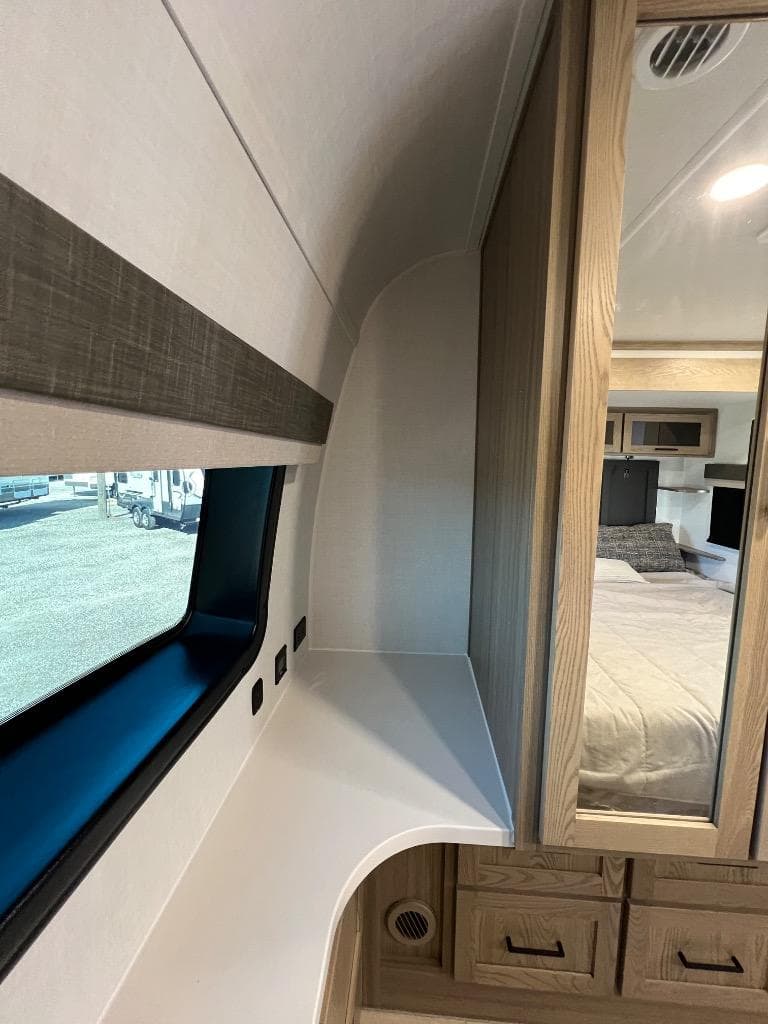 2026 Forest River 2026 Forest River Rockwood Signature - thumbnail 46