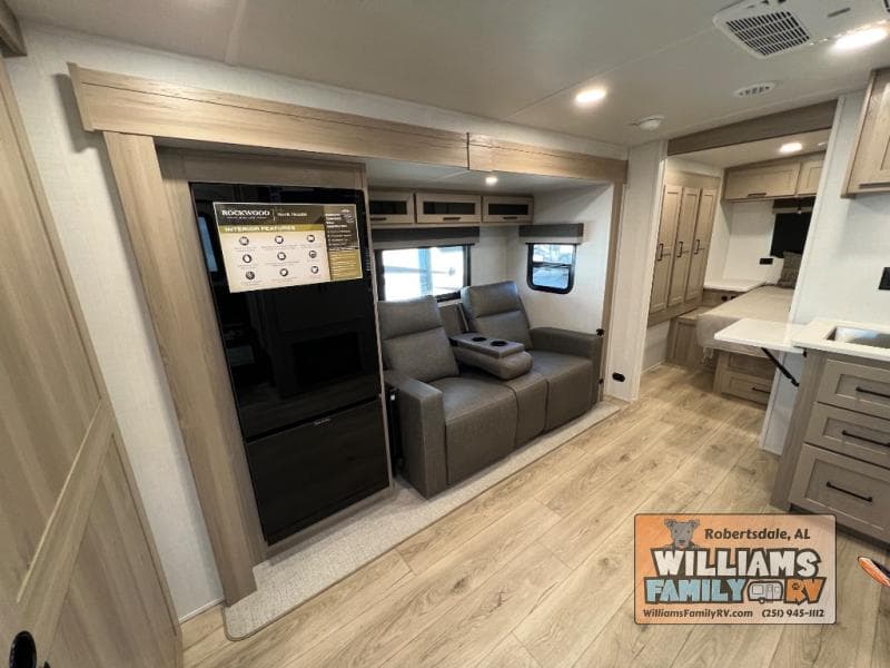 2026 Forest River 2026 Forest River Rockwood Mini Lite - thumbnail 5