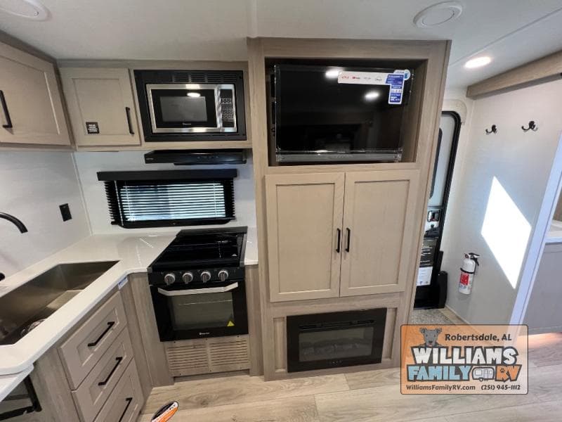 2026 Forest River 2026 Forest River Rockwood Mini Lite - thumbnail 15