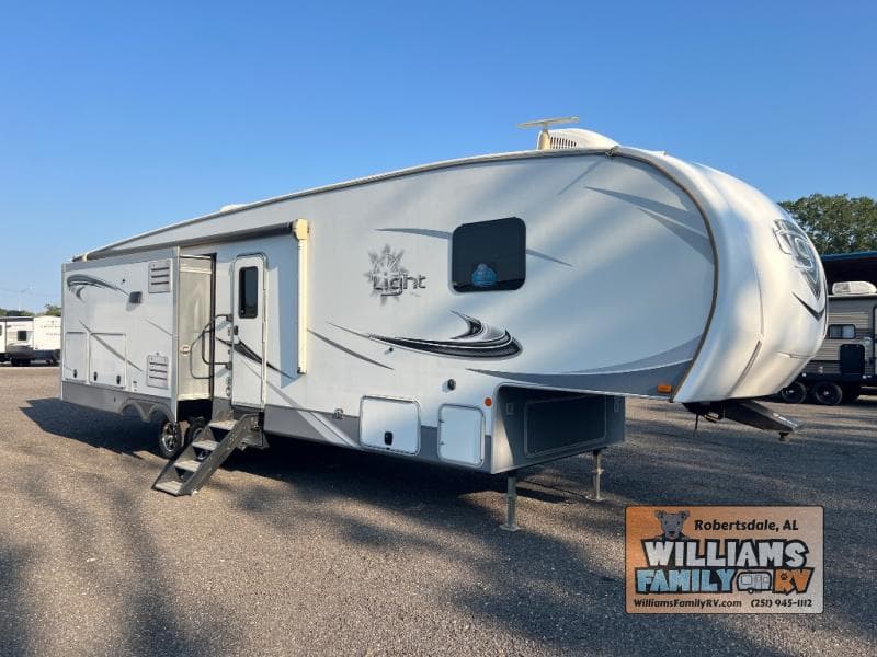 2020 Highland Ridge Open Range Light 335MBH