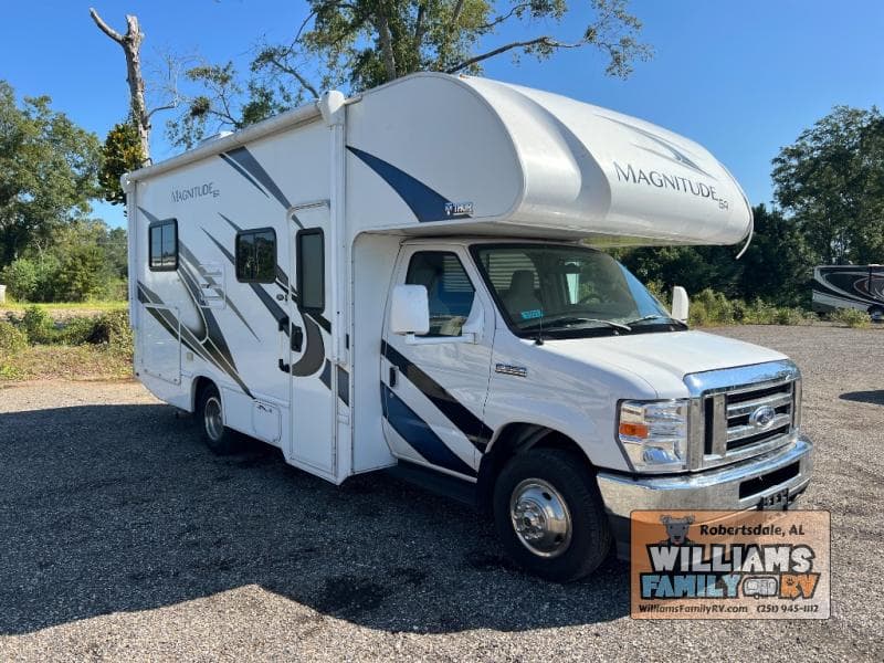 2022 Thor Motor Coach Magnitude GA22