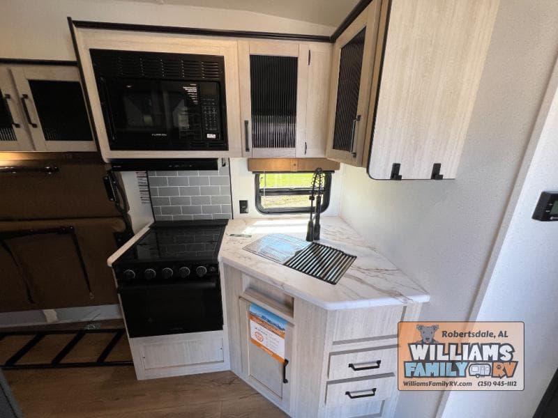 2026 Forest River 2026 Forest River Puma Unleashed - thumbnail 23