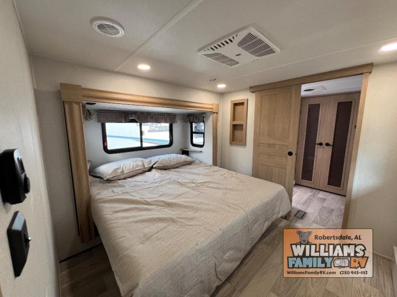 2026 Forest River 2026 Forest River Sierra - thumbnail 19