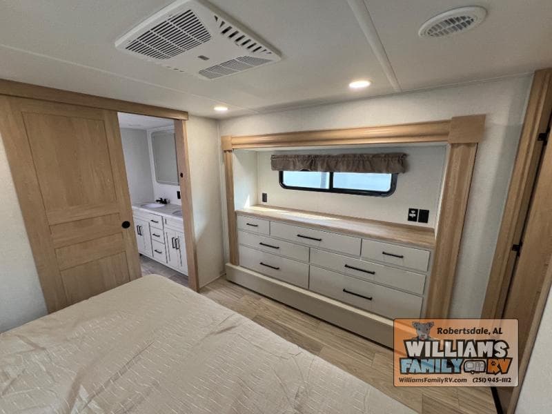 2026 Forest River 2026 Forest River Sierra - thumbnail 20