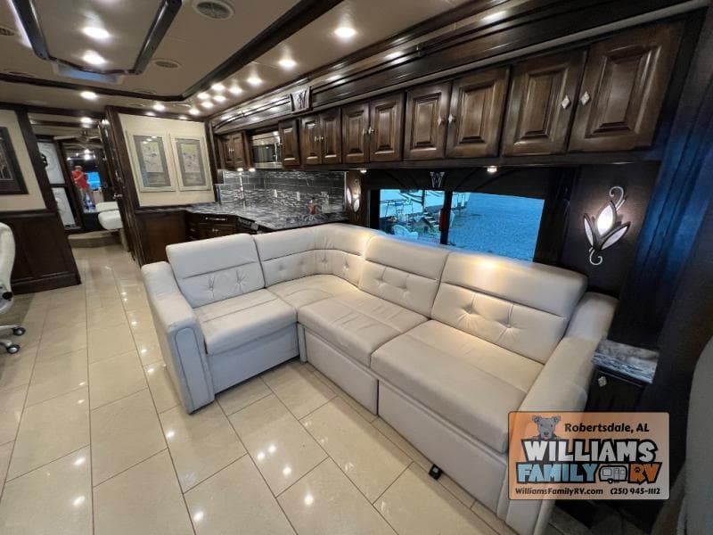 2016 Tiffin 2016 Tiffin Phaeton - thumbnail 6