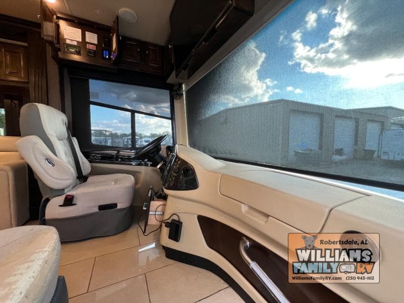 2016 Tiffin 2016 Tiffin Phaeton - thumbnail 32