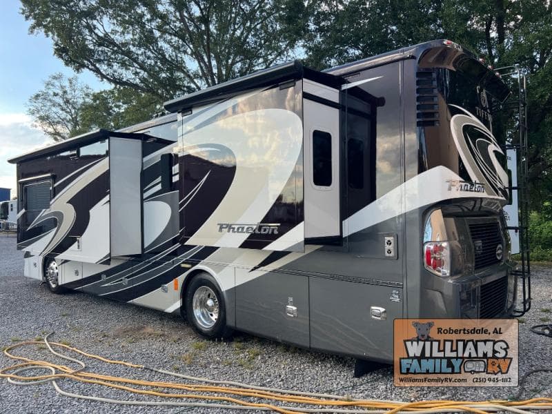 2016 Tiffin 2016 Tiffin Phaeton - thumbnail 37