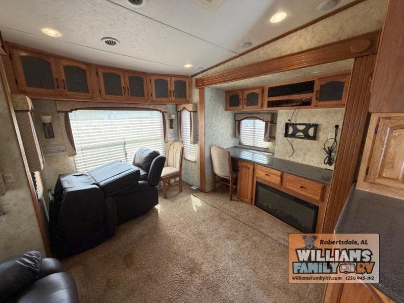 2011 Coachmen 2011 Coachmen Brookstone - thumbnail 4