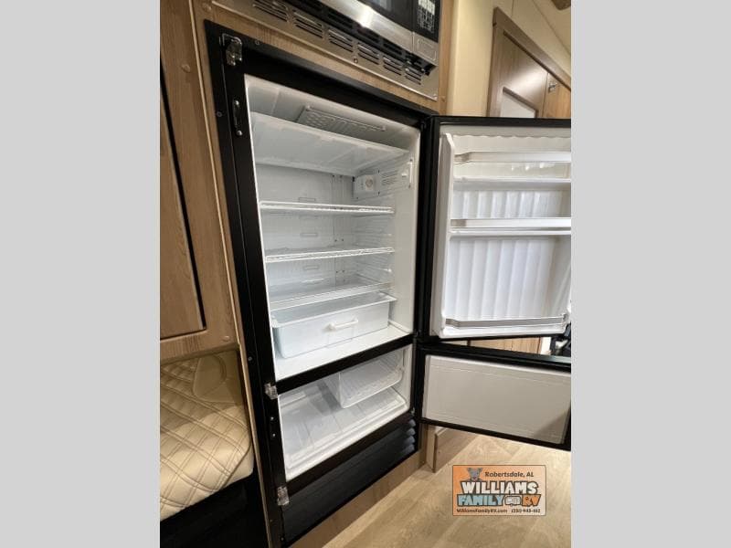 2026 Midwest Automotive Designs 2026 Midwest Automotive Designs Passage - thumbnail 52