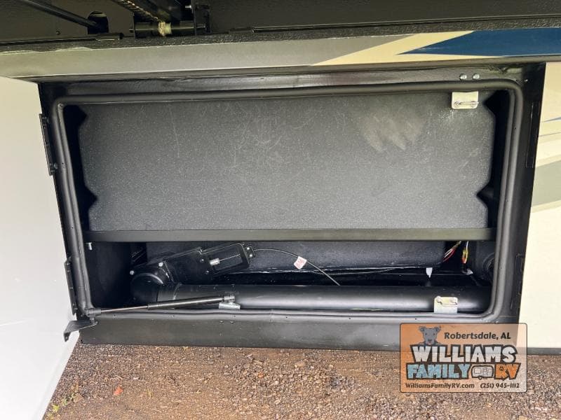 2026 Renegade 2026 Renegade Verona - thumbnail 48